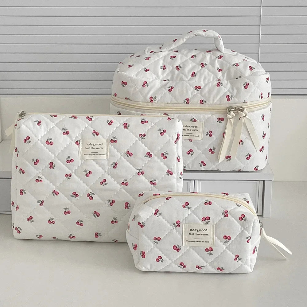 Erdbeerzauber Make-up Tasche 🍓