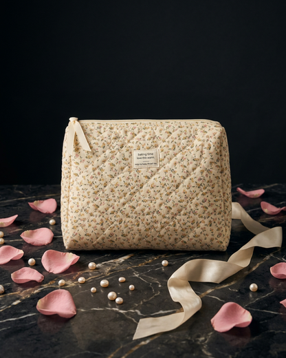 Erdbeerzauber Make-up Tasche 🍓
